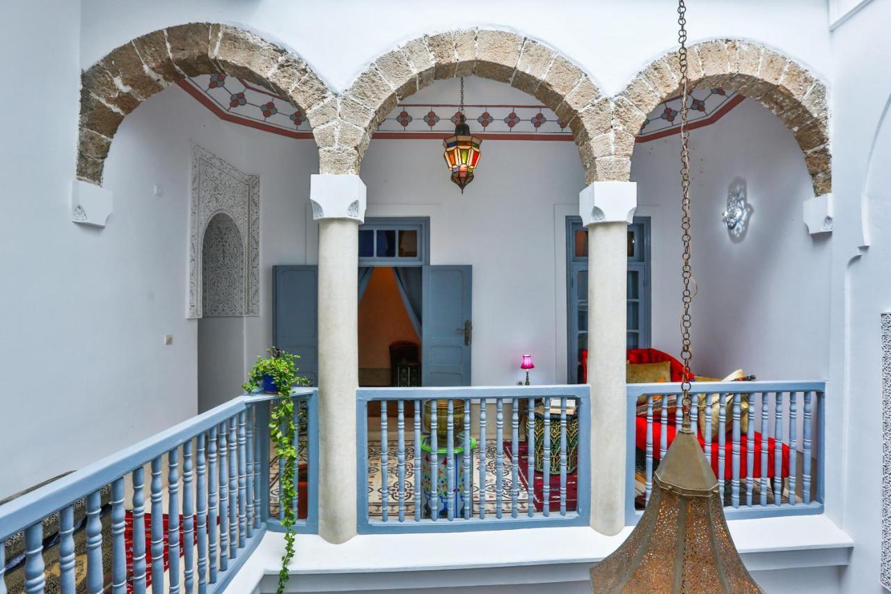 Riad Alech Szavíra Kültér fotó