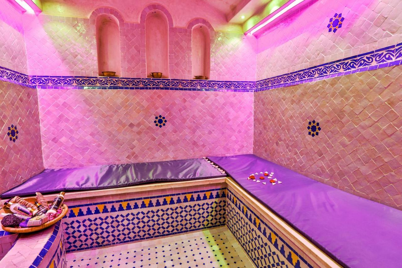 Riad Alech Szavíra Kültér fotó