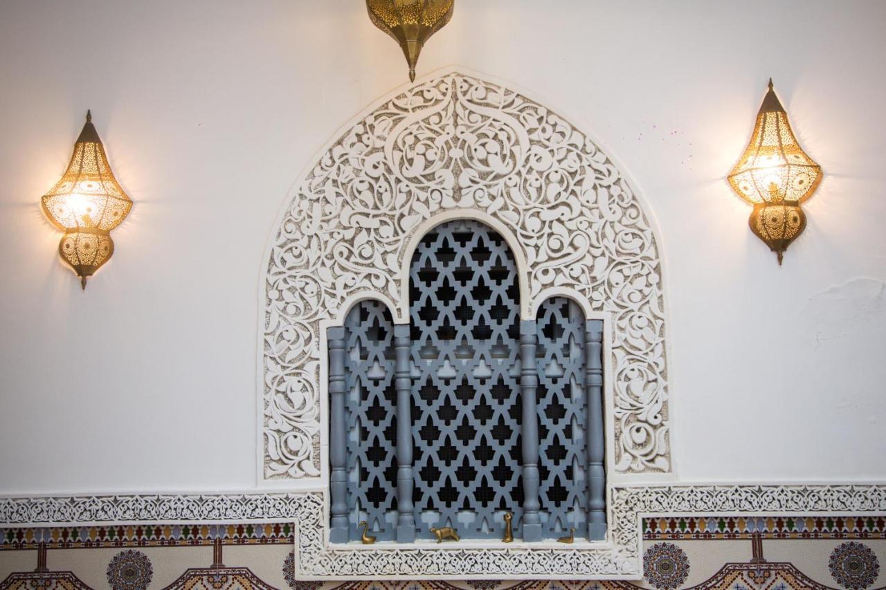 Riad Alech Szavíra Kültér fotó