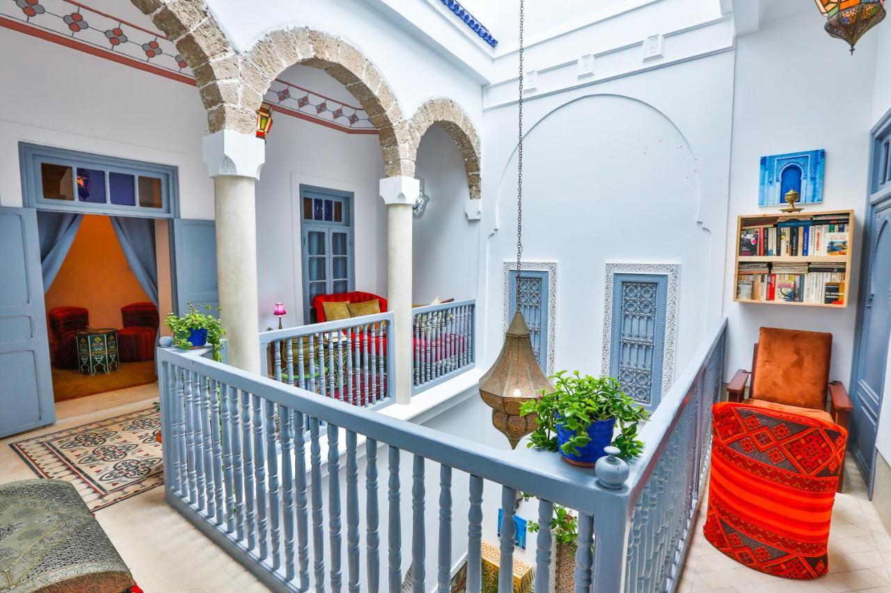 Riad Alech Szavíra Kültér fotó