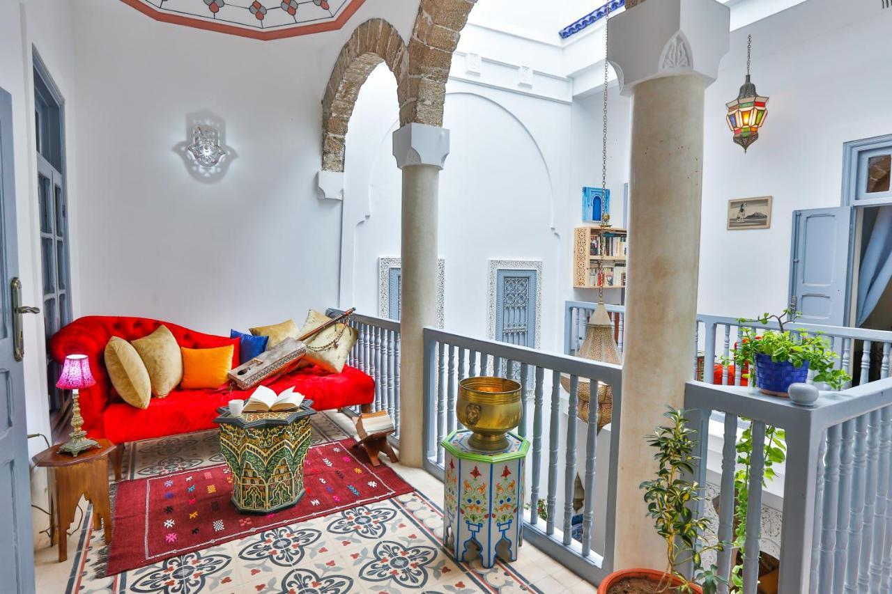 Riad Alech Szavíra Kültér fotó